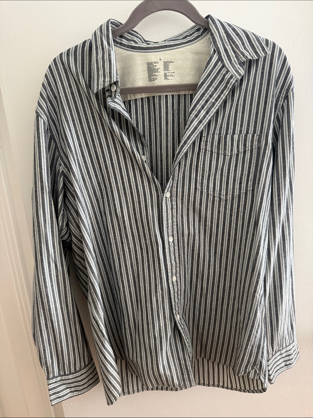 GAP Men's Vertical Stripe Button-Down Shirt - Gray & White